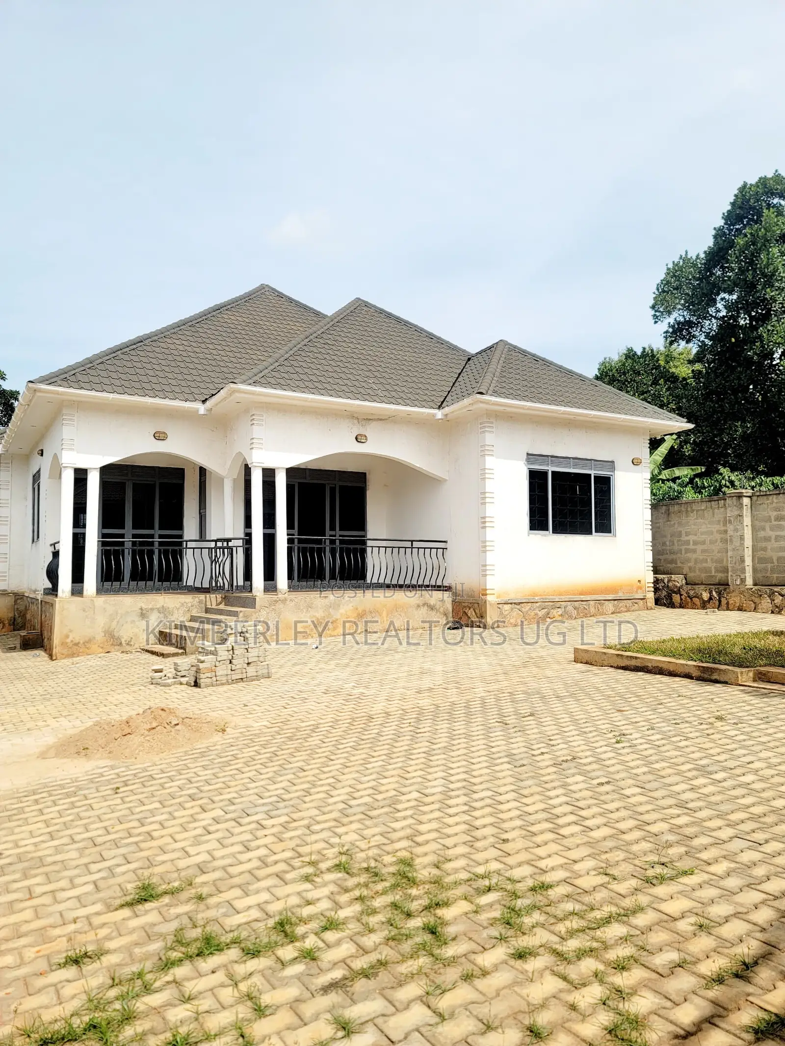 4bdrm House in Division A for sale