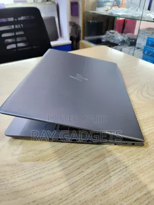 New Laptop HP ZBook 14u G6 8GB AMD Ryzen 7 SSD 256GB