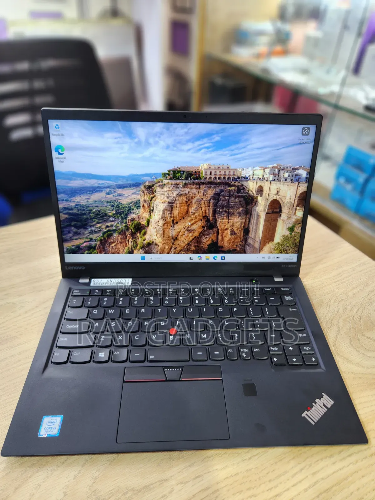 New Laptop Lenovo ThinkPad X1 Carbon 8GB Intel Core i5 SSD 256GB