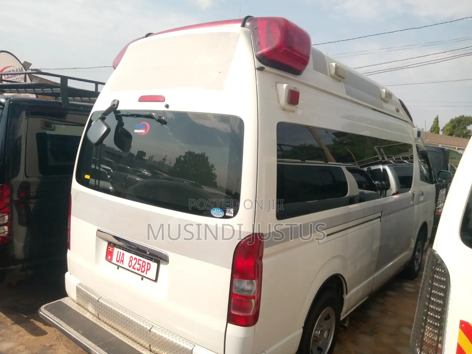 Toyota HiAce 2014