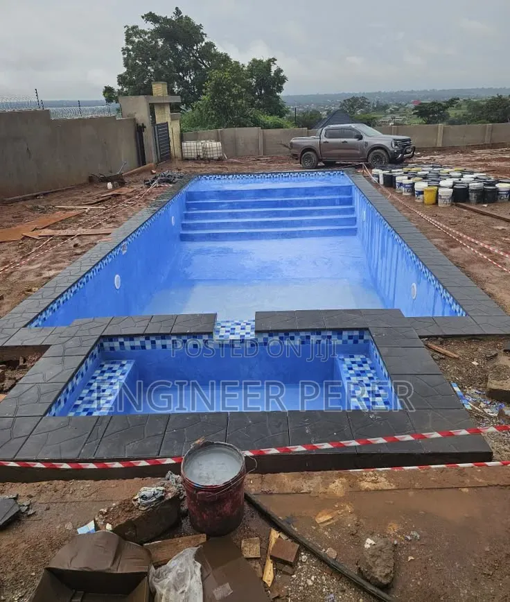Open Pool Urban Guests