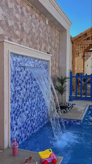 Jacuzzi Pools
