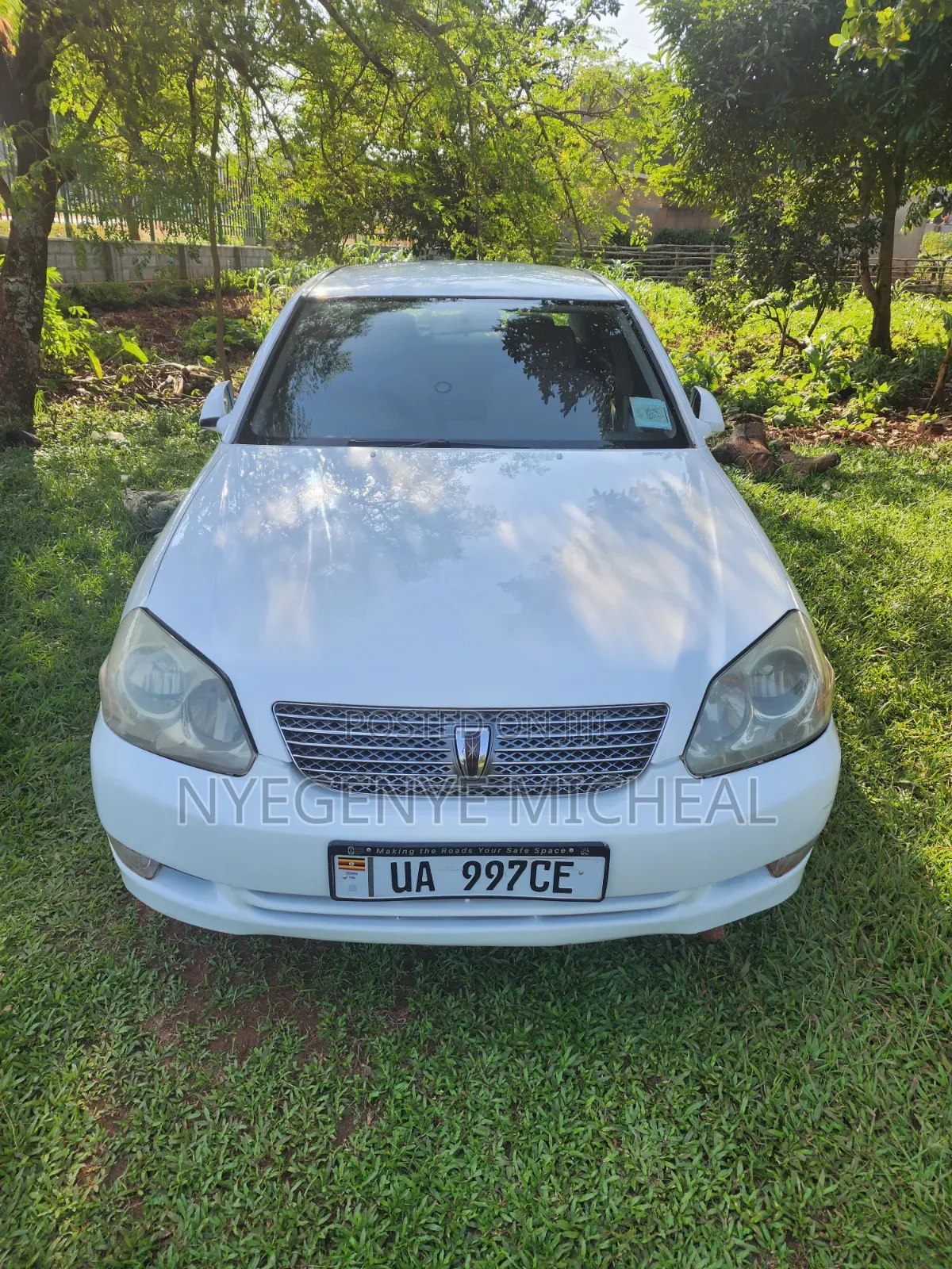 Toyota Mark II 2004 White