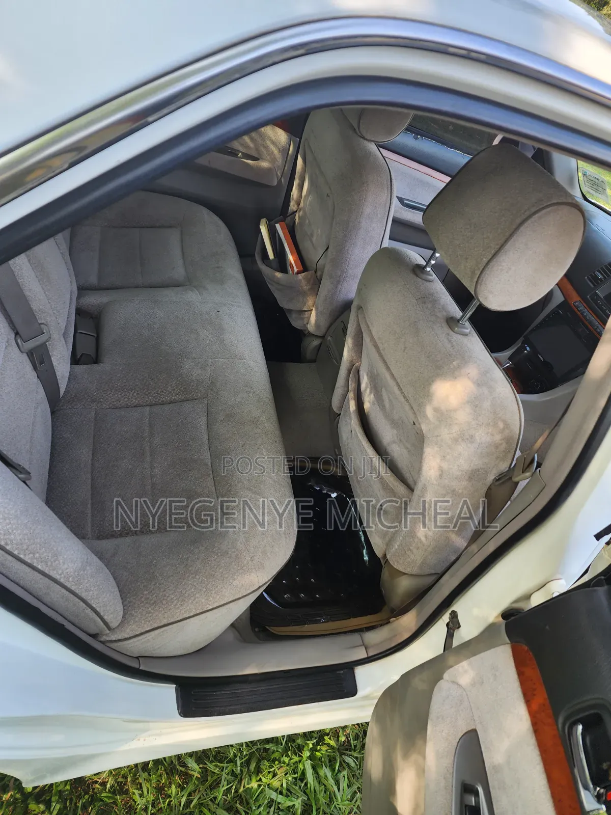 Toyota Mark II 2004 White