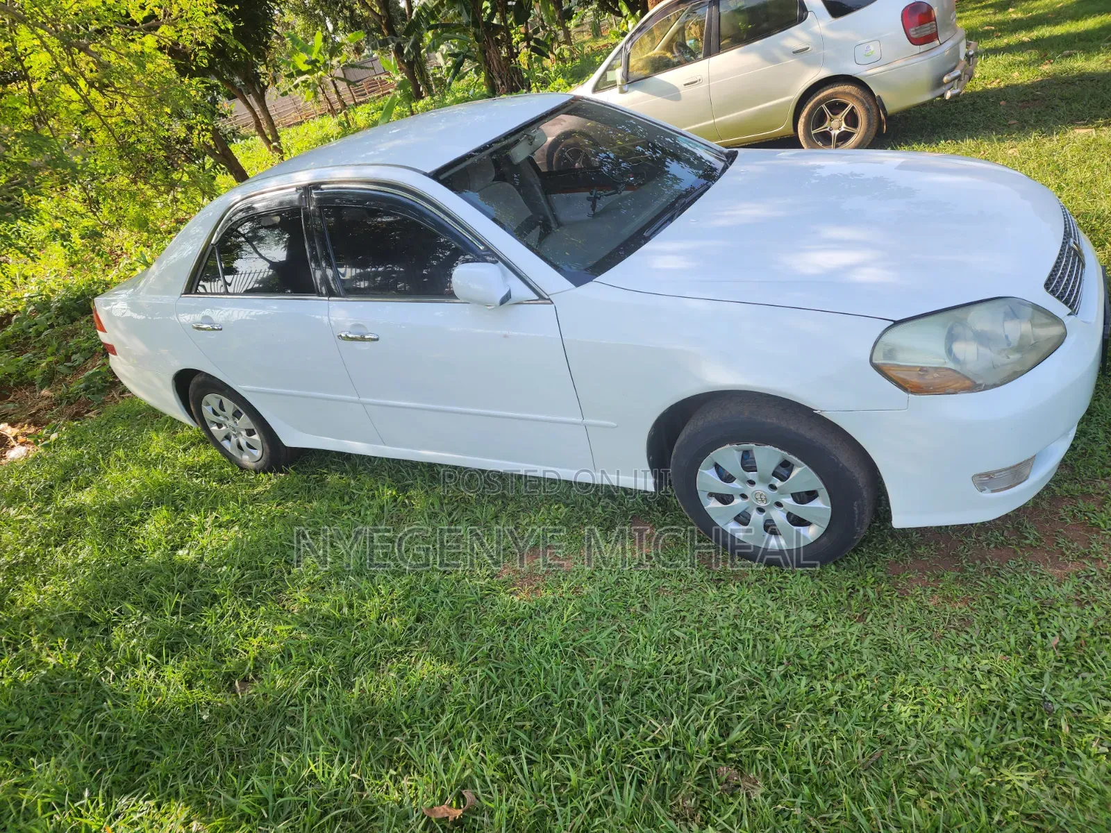 Toyota Mark II 2004 White