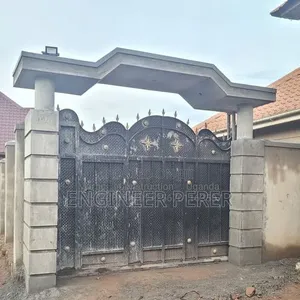 Straight and Carved Canopy Construction