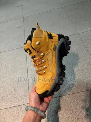 Cat Rugged Designer Choice Boots_