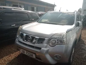 Nissan X-Trail 2011 Silver