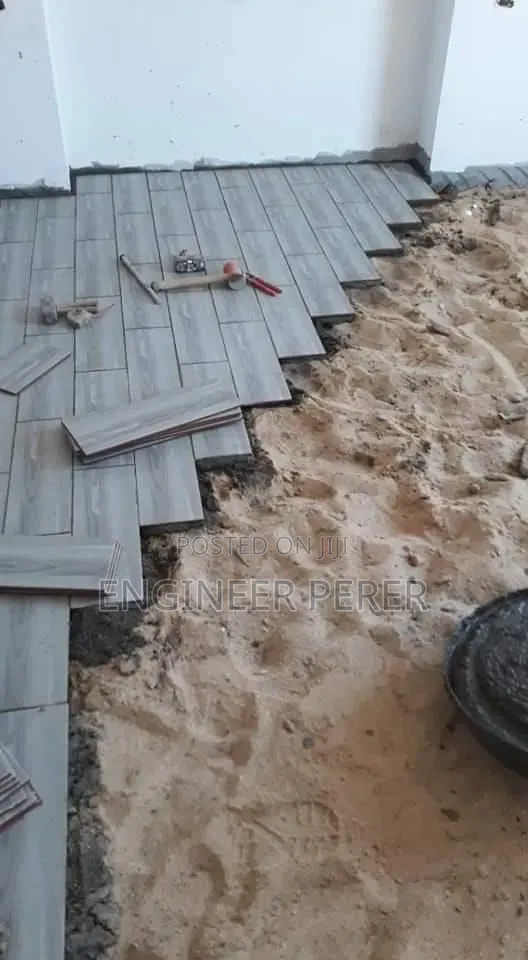 Floor Tilling