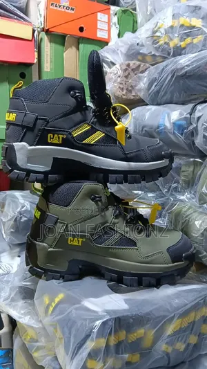 Original Caterpillar Out Door Boots Multi Colors