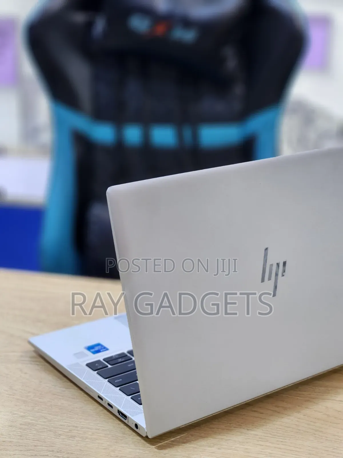 New Laptop HP EliteBook 830 G8 8GB Intel Core i5 SSD 256GB