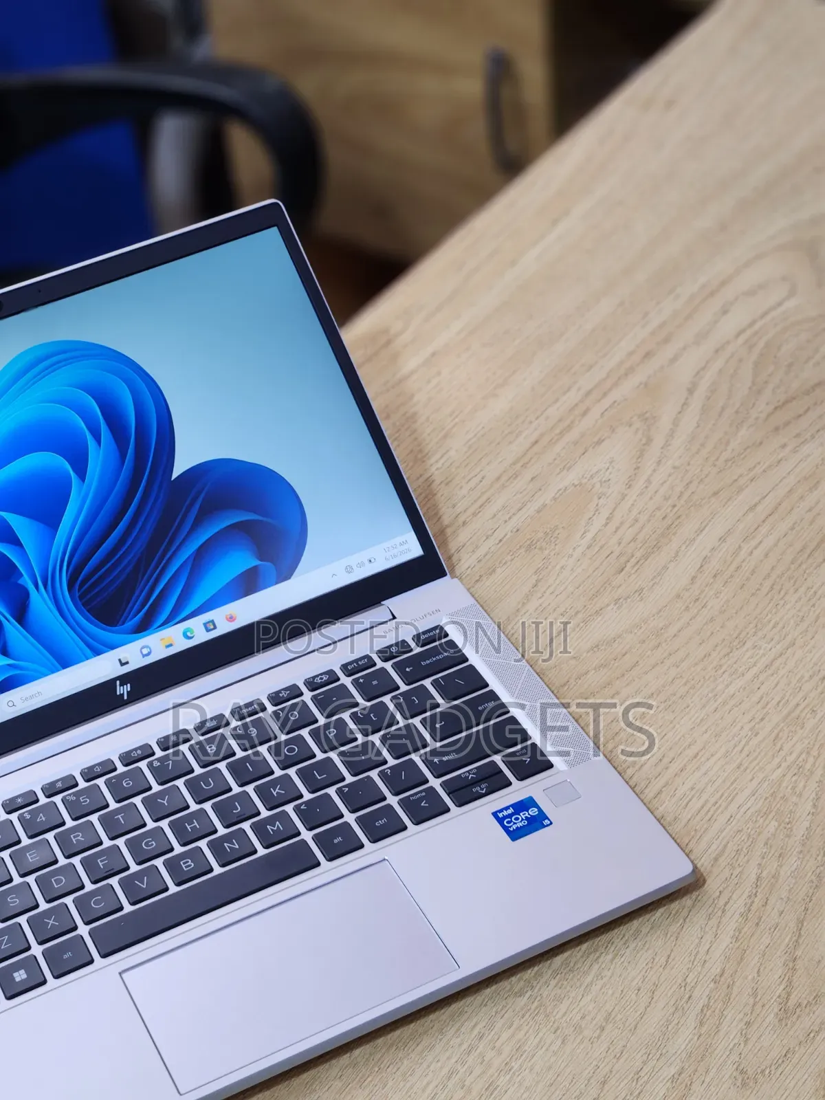 New Laptop HP EliteBook 830 G8 8GB Intel Core i5 SSD 256GB