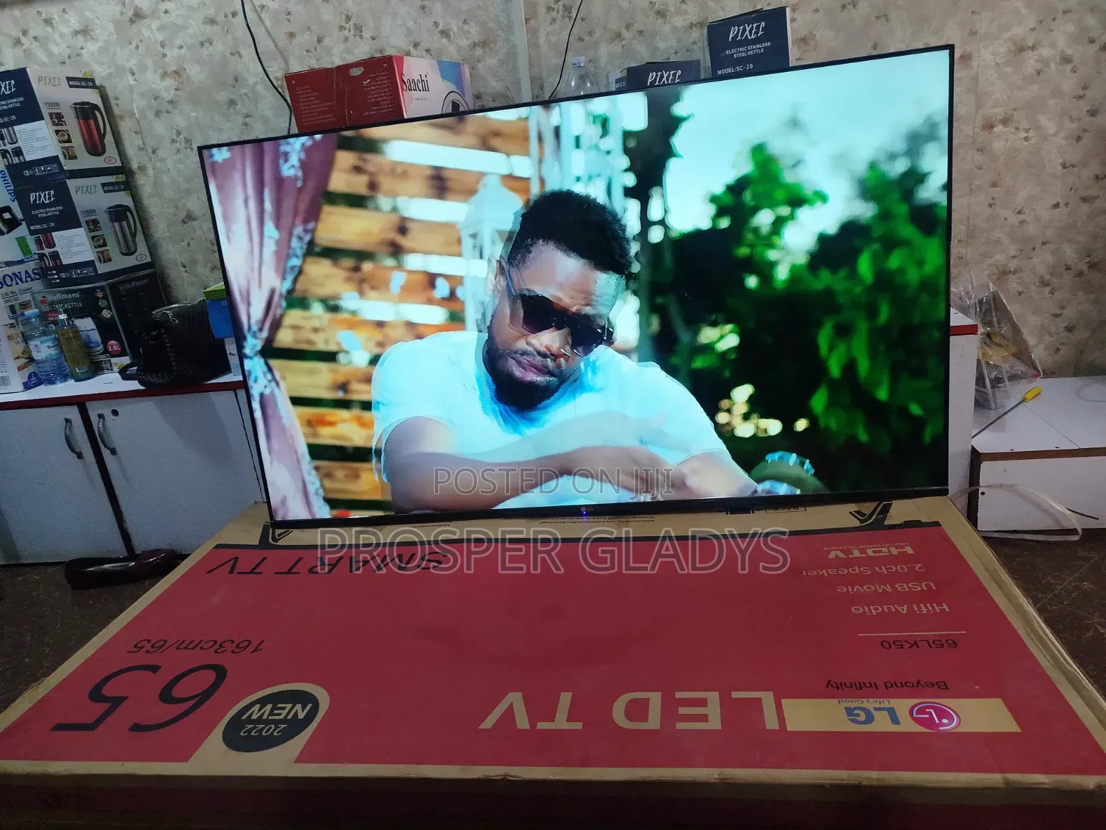65 Lg Smart Android Digital Flat Screen Flameless
