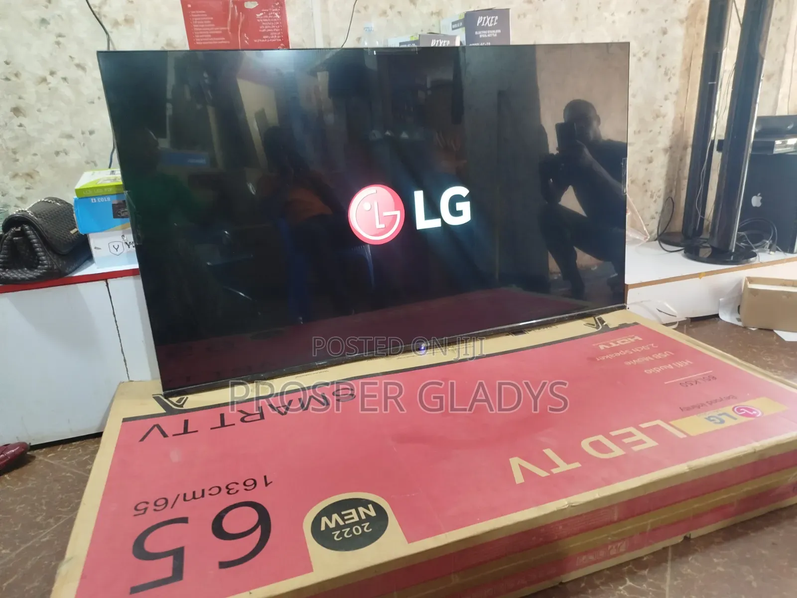 65 Lg Smart Android Digital Flat Screen Flameless