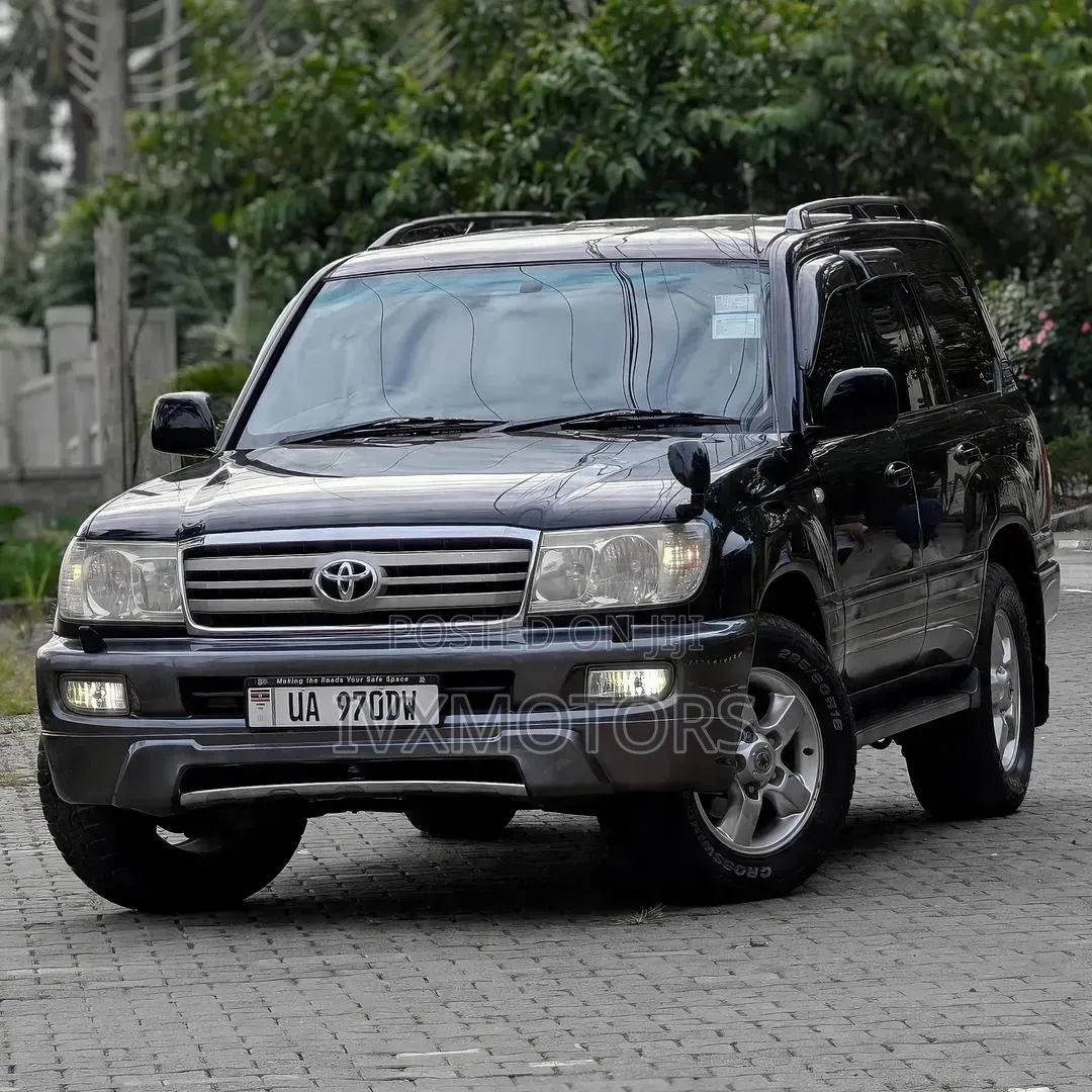 Toyota Land Cruiser 100 4.7 Executive 2006 Black