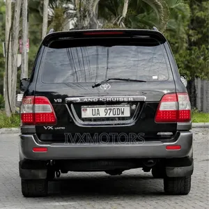 Toyota Land Cruiser 100 4.7 Executive 2006 Black