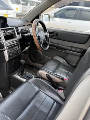 Nissan X-Trail 2009 Silver