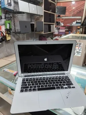 Laptop Apple MacBook Air 8GB Intel Core i5 SSD 256GB