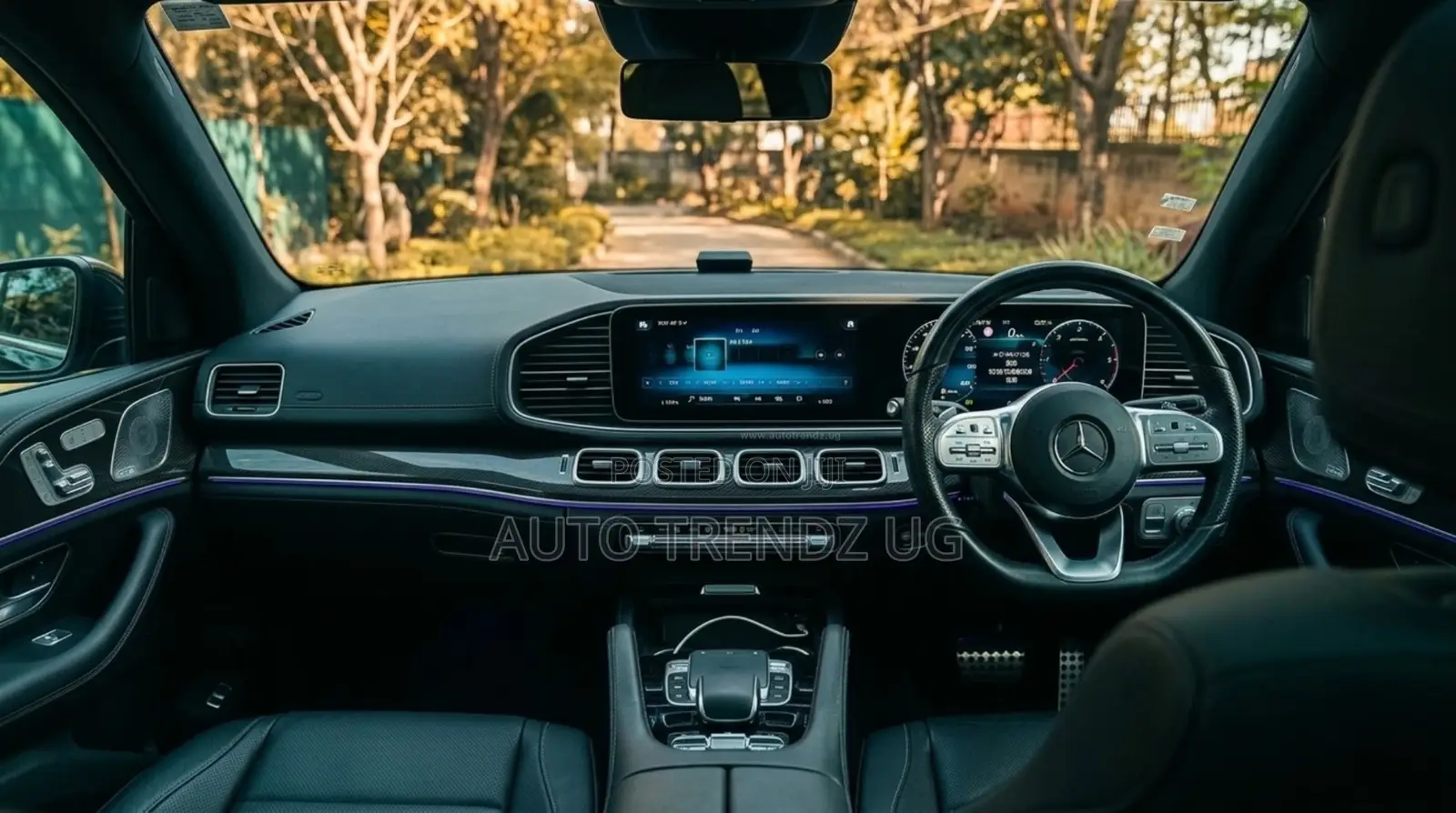 Mercedes-Benz GLE-Class GLE 300d 4MATIC 2019 White