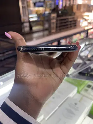 Apple iPhone X 64 GB Black