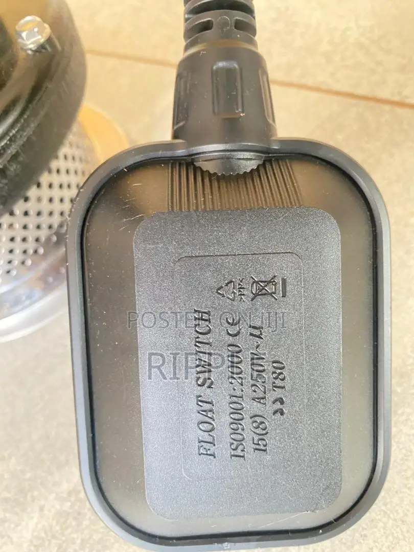 370W AC Electric Submersible Water Pump 6480l/H 18m Head 220V