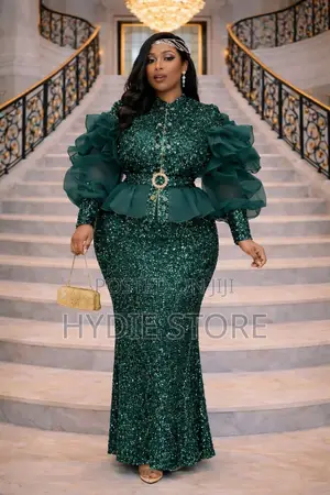 Elegant Floral Skirt Two-Piece Set – Timeless Beauty in Bloom