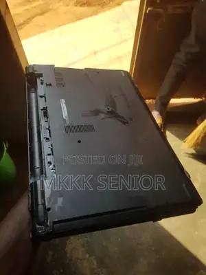 Laptop Dell Inspiron 3541 4GB Intel Core i3 HDD 256GB
