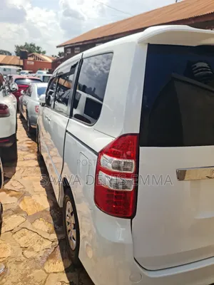 Toyota Noah 2009 White