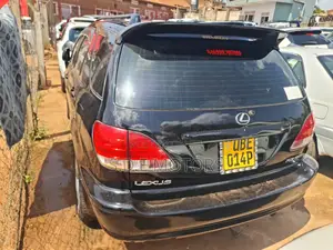 Toyota Harrier 2004 Black