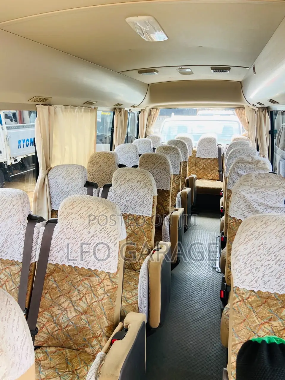 Mitsubishi Fuso Rosa 2013 White