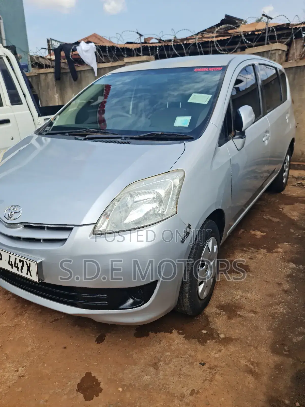 Toyota Passo Sette 2008 Silver