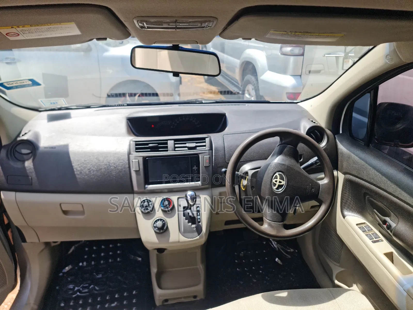 Toyota Passo Sette 2008 Silver