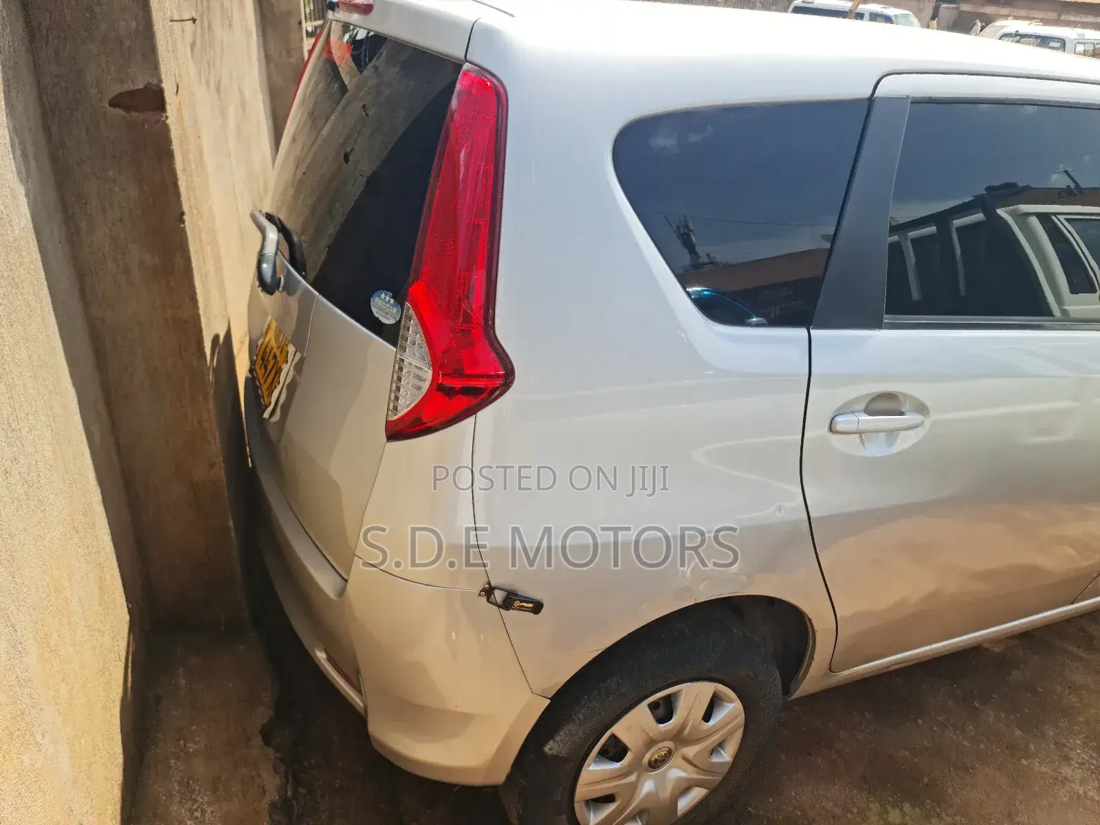 Toyota Passo Sette 2008 Silver