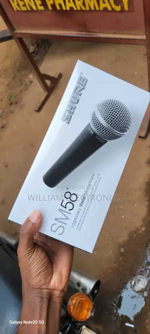 Shure Sm58 Wired Microphone/Legendary Vocal Microphone