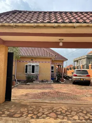 3bdrm House in Division A for sale