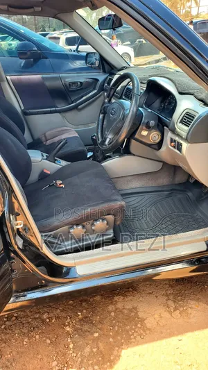 Subaru Forester 2000 Black