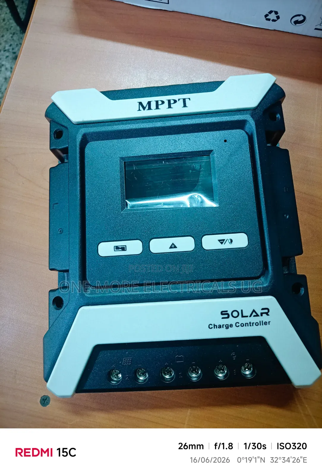Cheaper MPPT Charge Controller 60a/12volts/24/48v