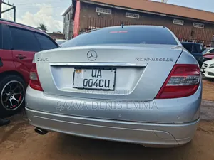 Mercedes-Benz C200 2010 Silver