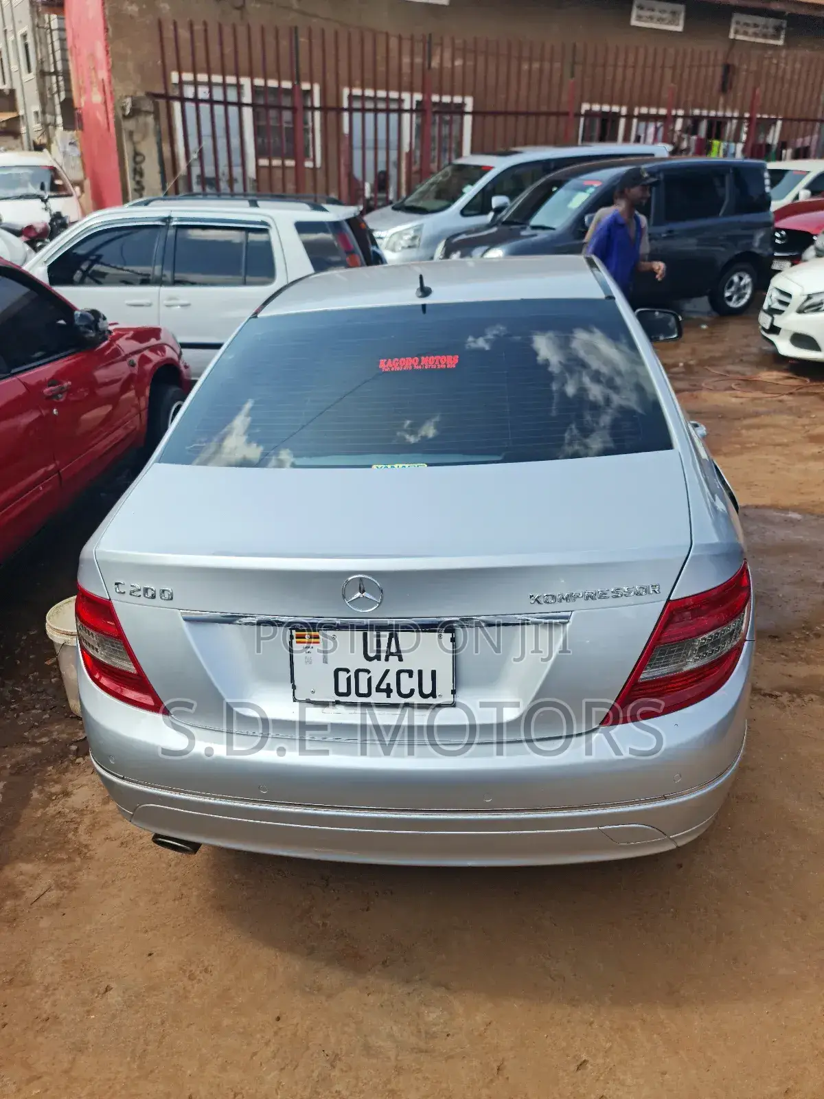 Mercedes-Benz C200 2010 Silver