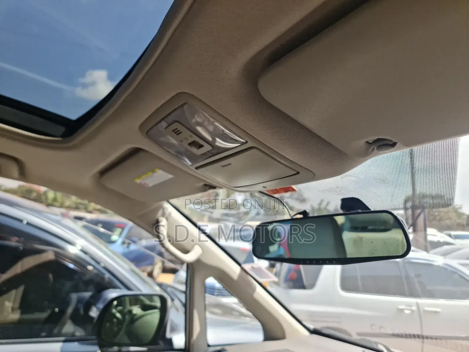 Toyota Noah 2013 Silver