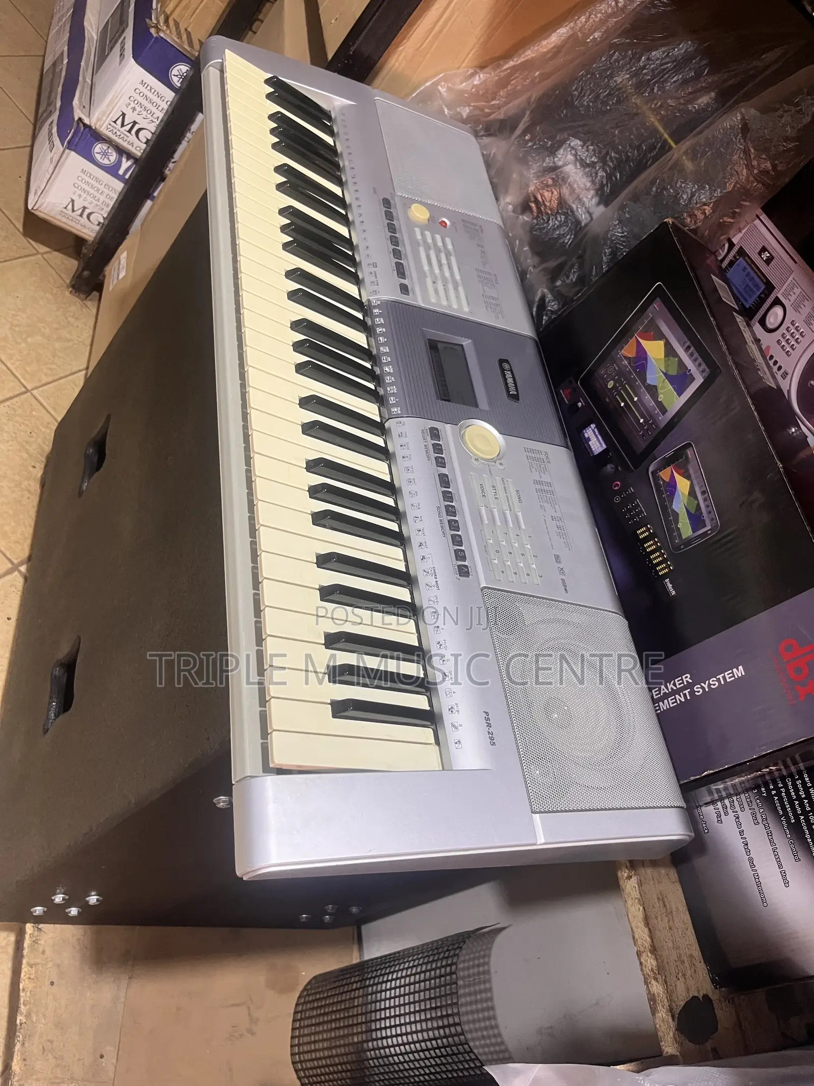 Yamaha PSR 295 Keyboard