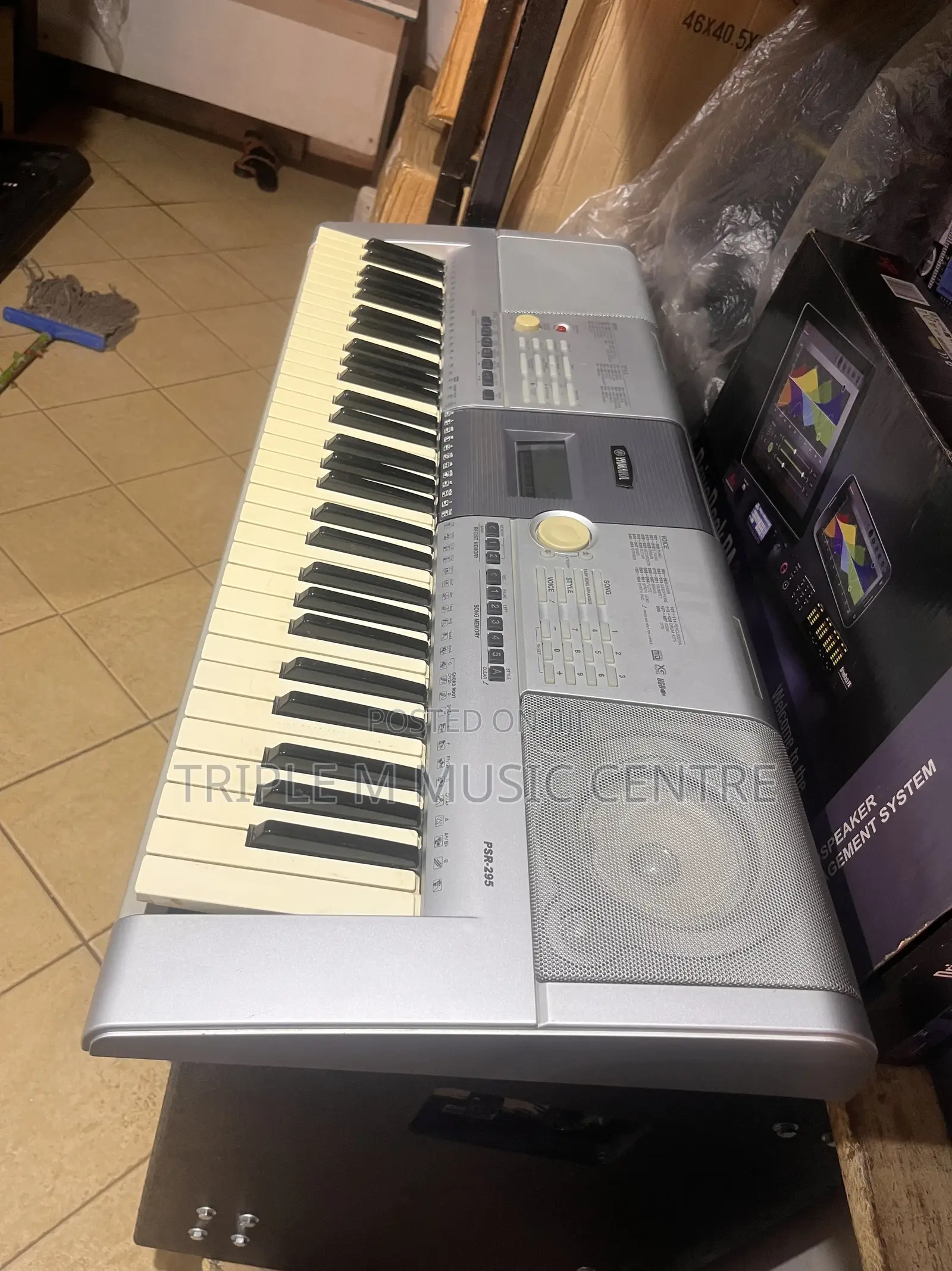 Yamaha PSR 295 Keyboard