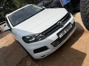 Volkswagen Touareg 2015 White