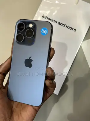 Apple iPhone 15 Pro 128 GB Blue
