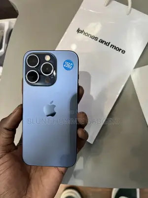 Apple iPhone 15 Pro 128 GB Blue