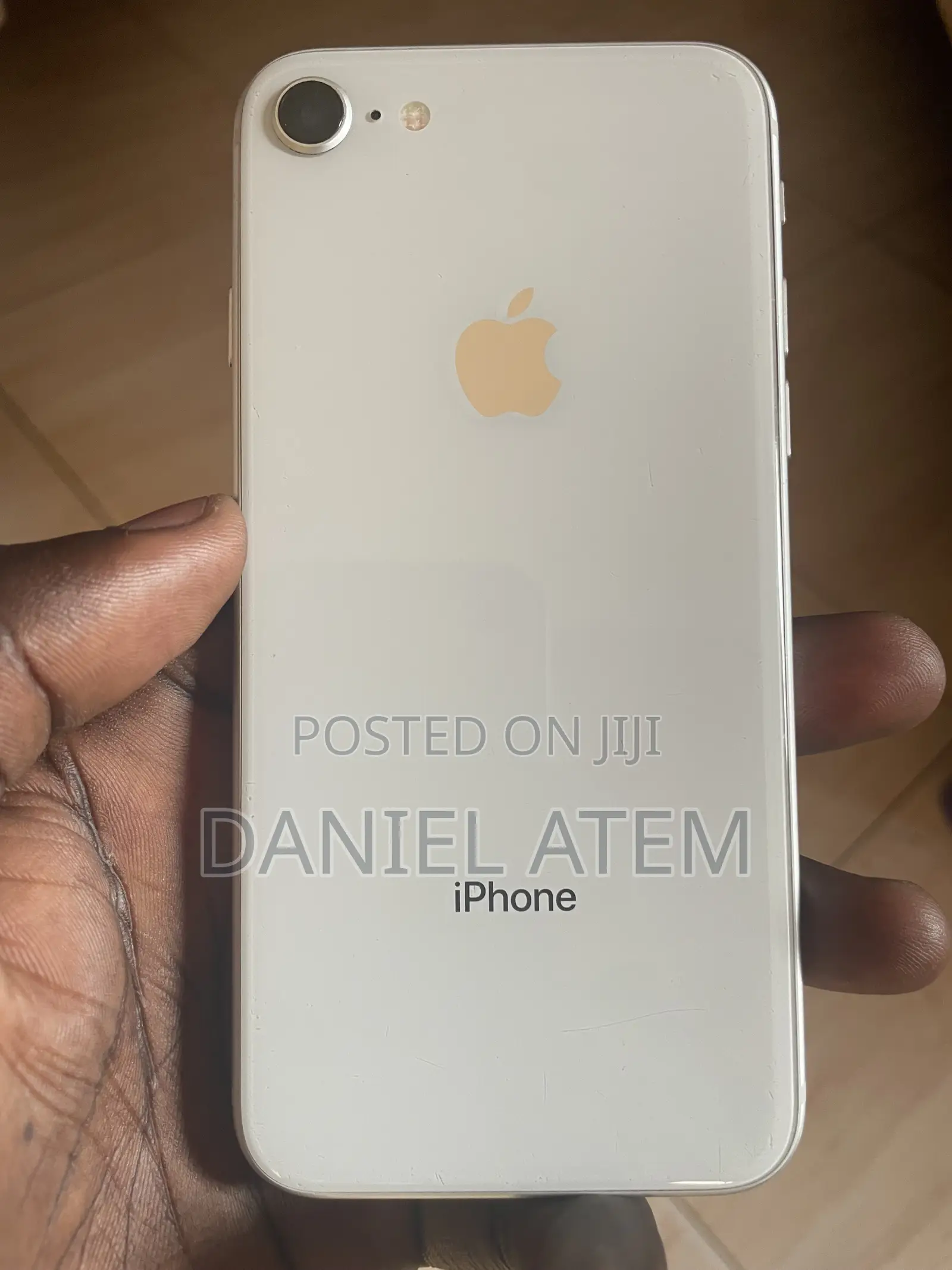 Apple iPhone 8 64 GB White