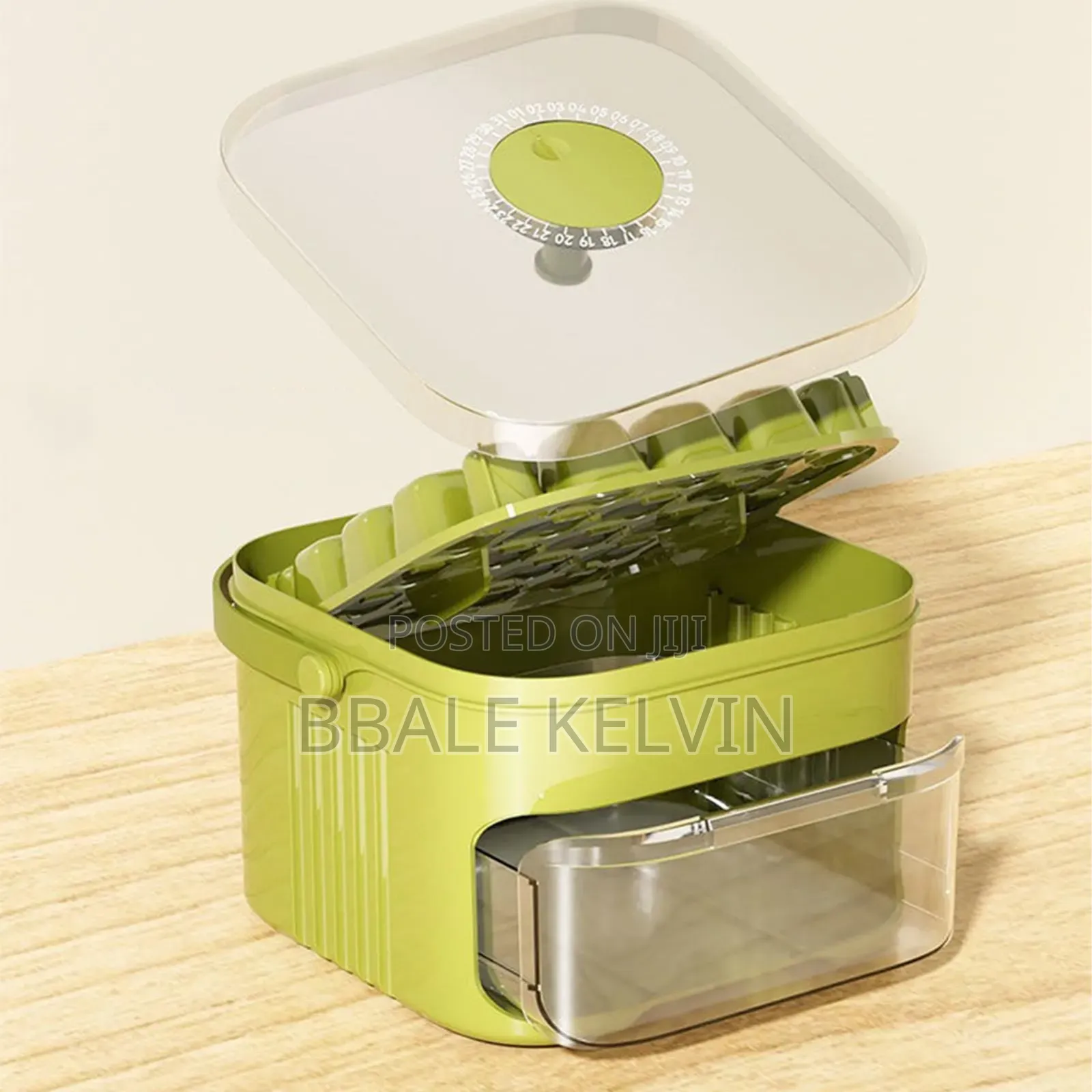 Ice Cube Maker