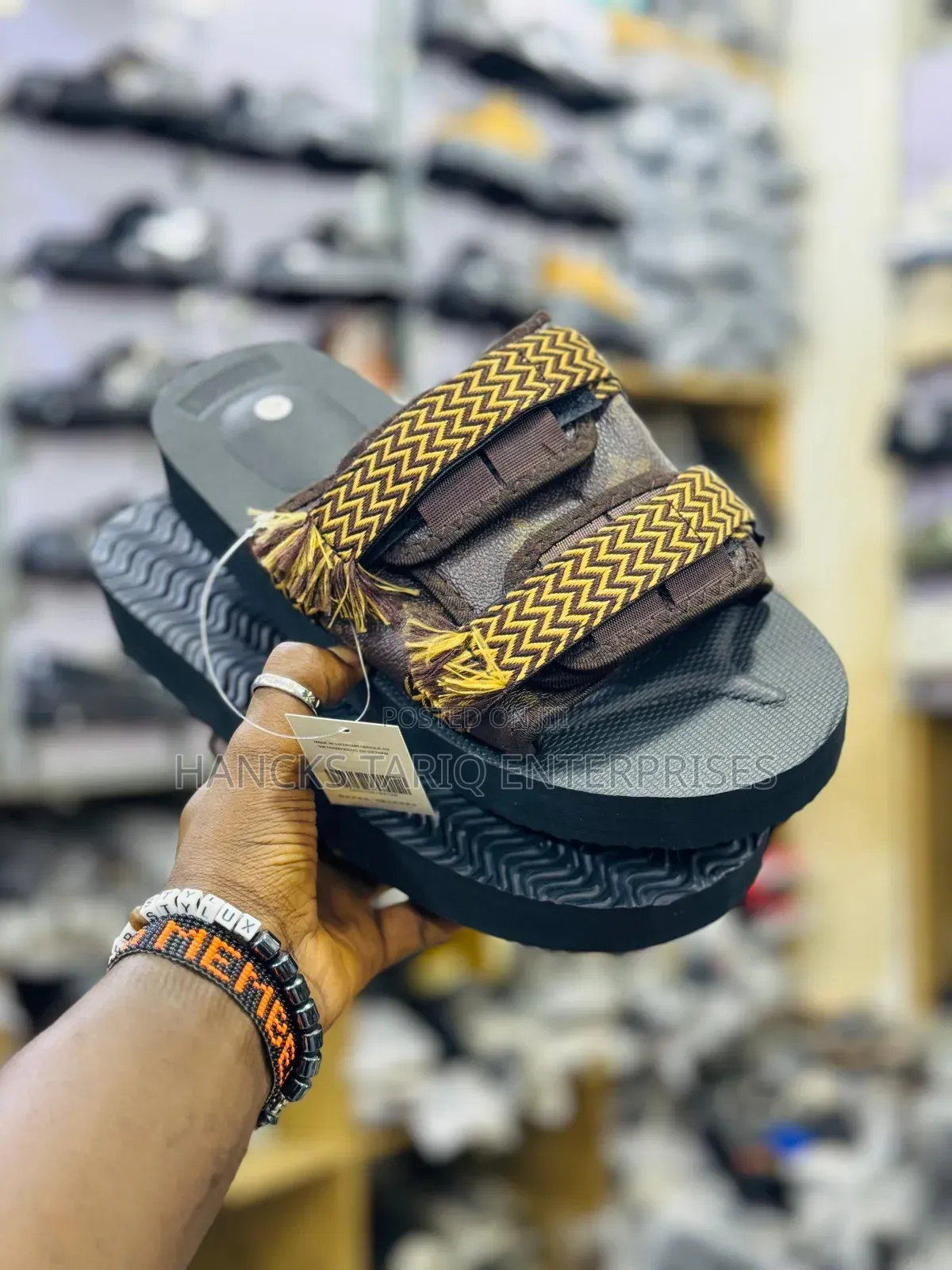 Stylish Men’S Casual Sandals With Geometric Patterned Straps