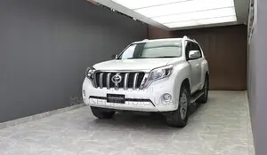 Toyota Land Cruiser Prado 4.0 Petrol TX-L 2017 White
