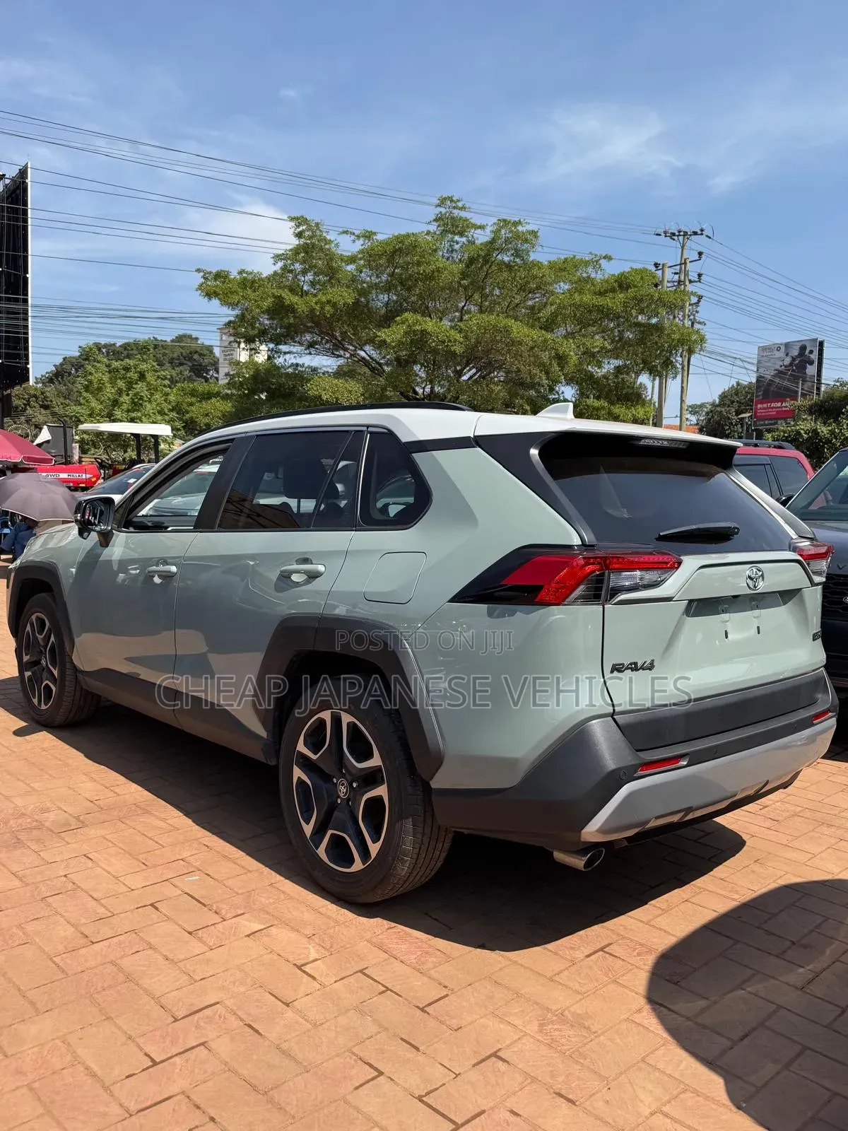 Toyota RAV4 Adventure AWD 2020 Green